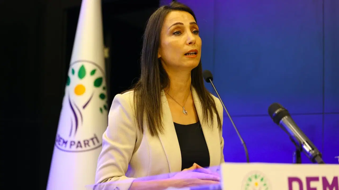 hatimogullarindan surec komisyonuna bir ocalan cagrisi daha tez elden gidip imralida gorusulmeli KUK4LDLR