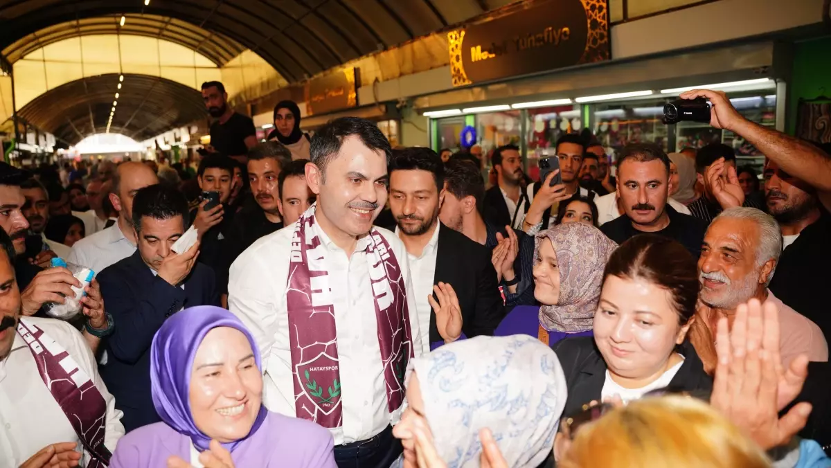 bakan kurum depremzedelere ziyaret etti mNyb46hu