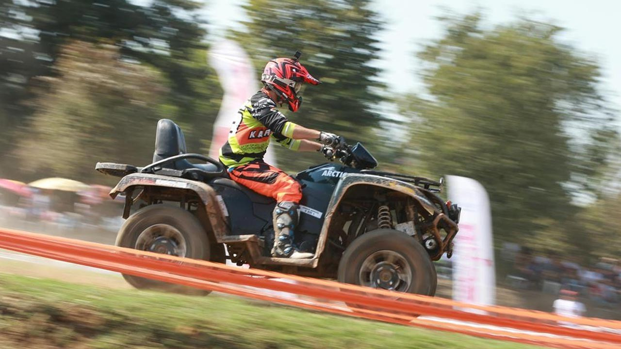 egm duyurdu artik atvlerde kask ve gozluk takmak zorunlu oldu C4FeSYYr.jpg