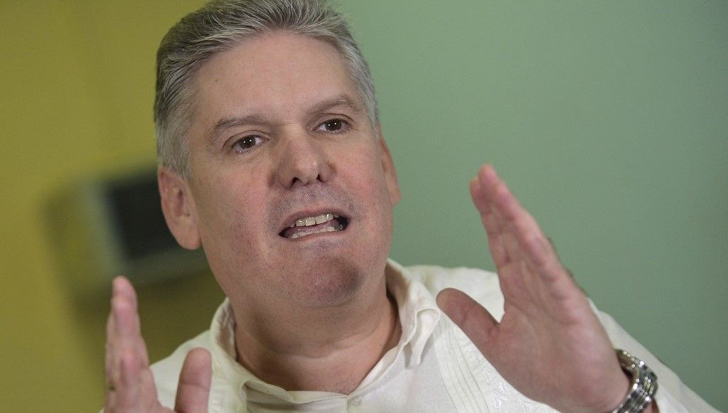 kubada eski ekonomi bakanina casusluk suclamasi xGFkmUYT.jpg