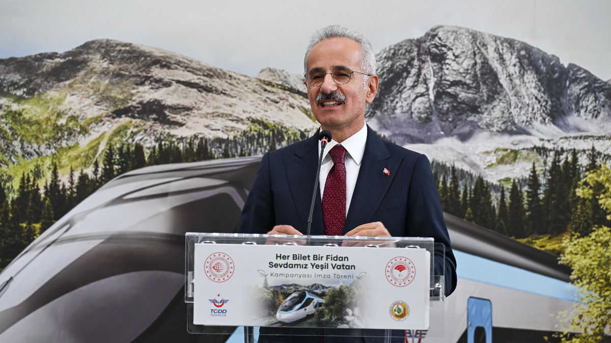 yesil vatan seferberligi iki bakan imzayi atti WwZxvStC.jpg