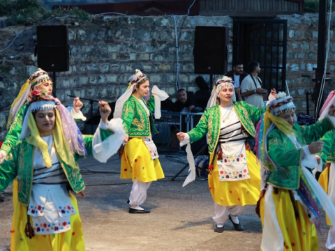 Eskihisarda sanat dolu hafta sonu v8OGp44f