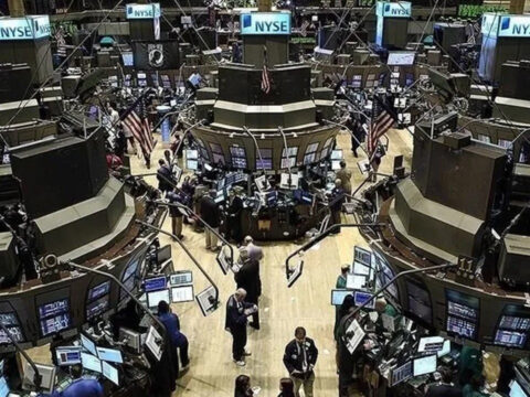 New york borsasi dususle kapandi lrb4M4yQ